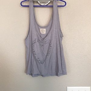 A cute grey heart cropped tank top!